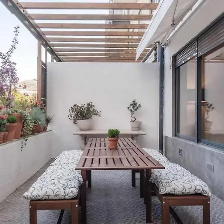 Apartment With A Terrace And Snooker 아파트