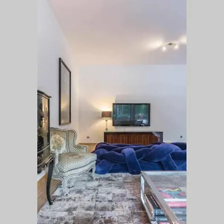 아파트 Apartment With A Terrace And Snooker *