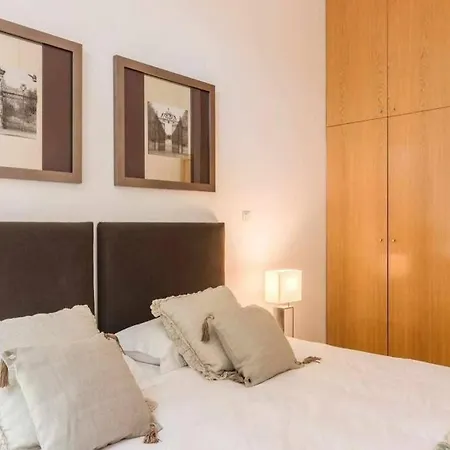 Apartament Apartment With A Terrace And Snooker Lizbona