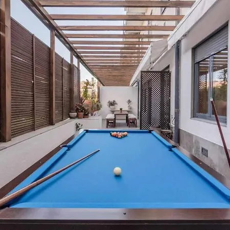 Apartament Apartment With A Terrace And Snooker Lizbona