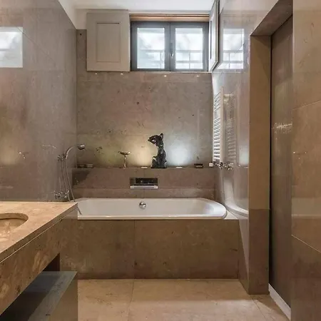 Apartment With A Terrace And Snooker