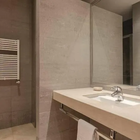Apartament Apartment With A Terrace And Snooker Lizbona