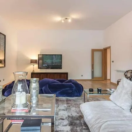 Apartament Apartment With A Terrace And Snooker *